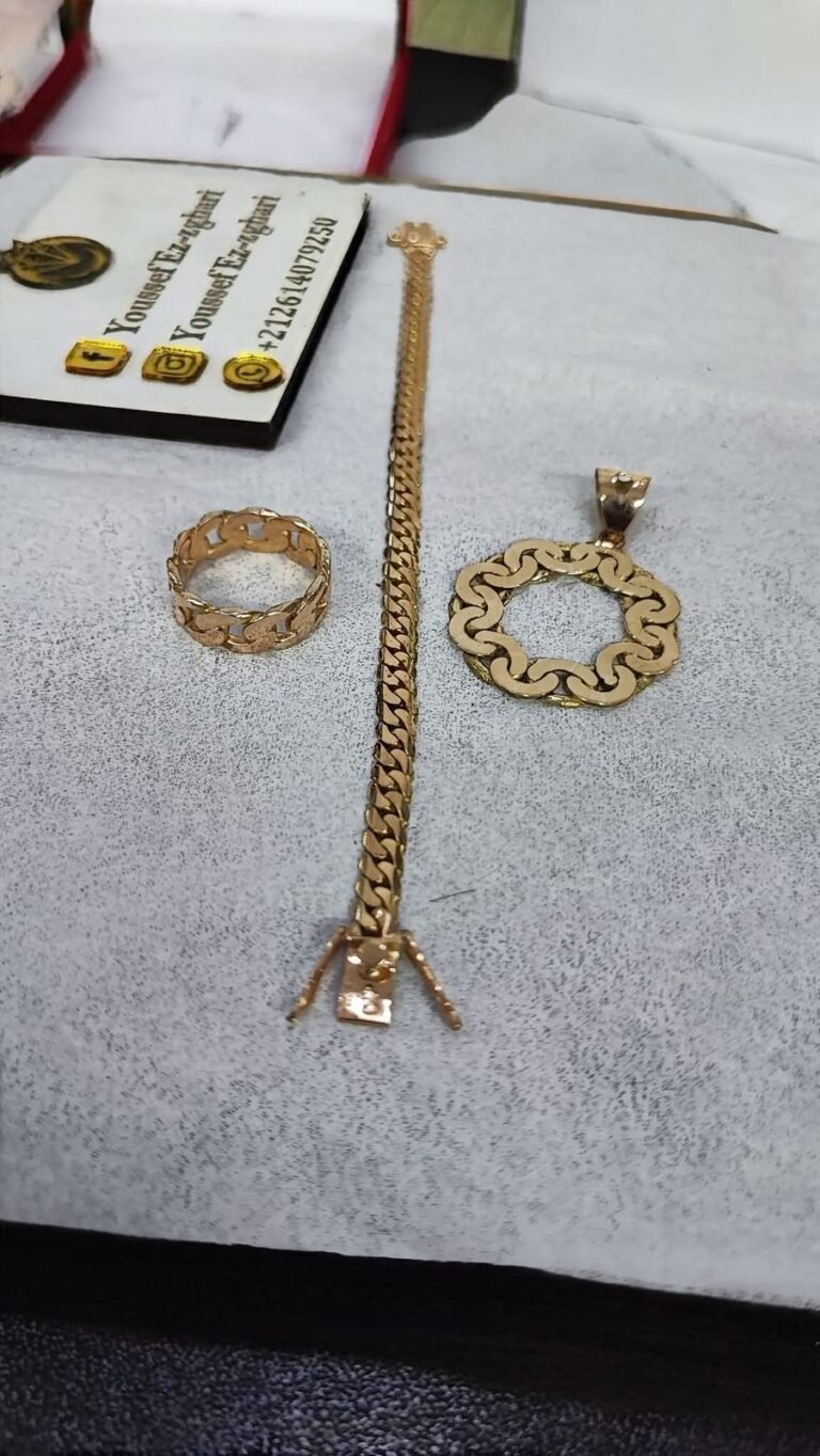 الأطقم رقم 65