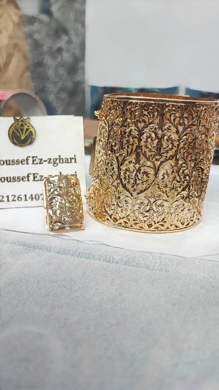 الأطقم رقم 73